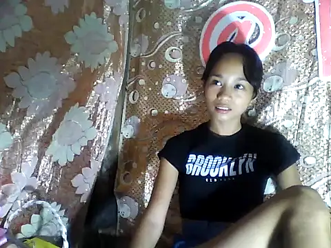 Asianpinay_Skinny1818's cam snapshot