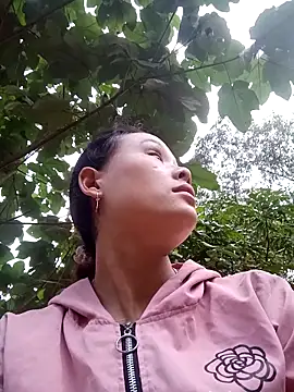 Ruaiuoi's cam snapshot