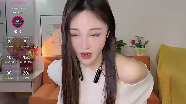 Lisa-295188's cam snapshot