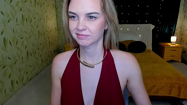 LunaFlinn live sex cam