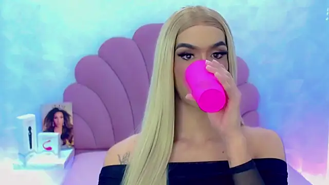 briana_sex32 live sex cam