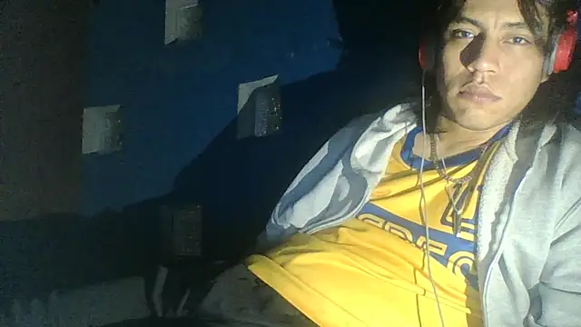 AlexAlejandro13 live sex cam