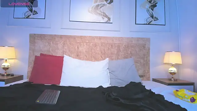 lala_staar's cam snapshot