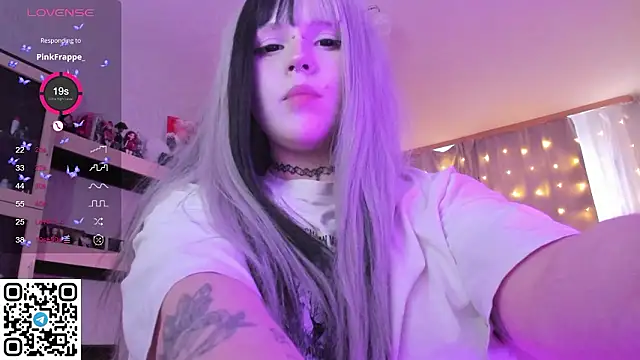 SelenaCute's cam snapshot