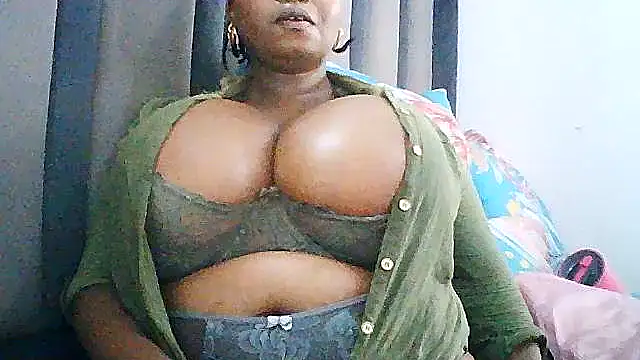 BOOBYXX99's cam snapshot