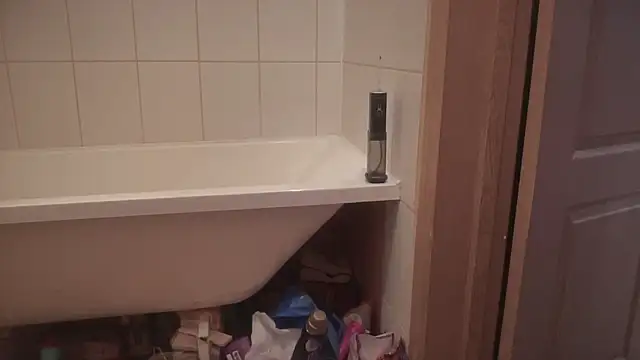 Diamond_Tyler live sex cam