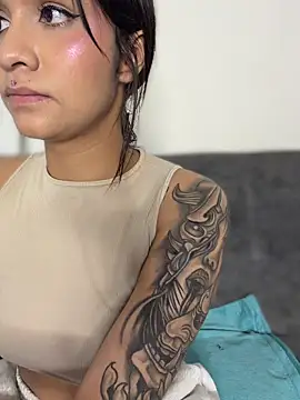 Isabella-Teen's cam snapshot