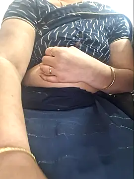 indianhotwife639's cam snapshot