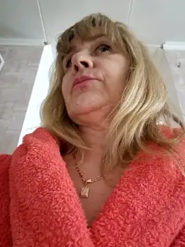 gentleblonde's cam snapshot