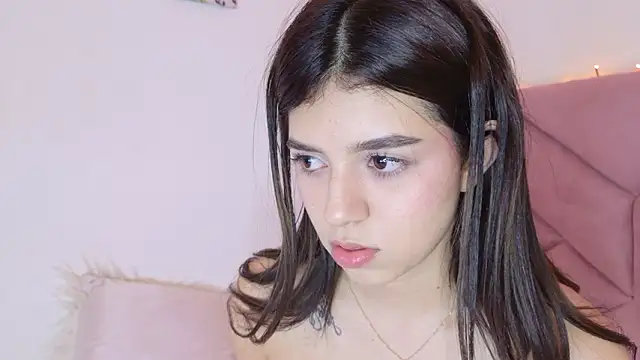 eva_sin18 live sex cam