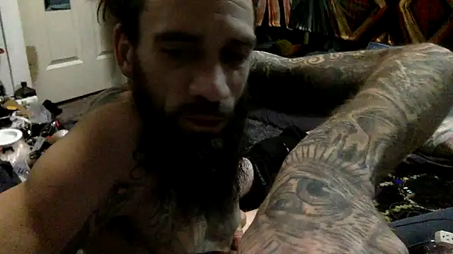 Concrete_Daddy live sex cam