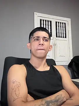 Thiago_Olsen's cam snapshot