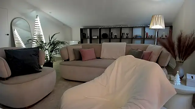 sweetndcrazy live sex cam