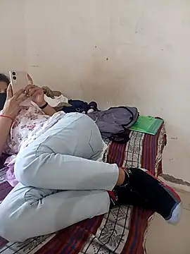 Sarita-school's cam snapshot