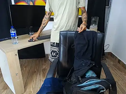 jullian_ricciI's cam snapshot