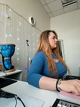 Juicy_PeachLux's cam snapshot