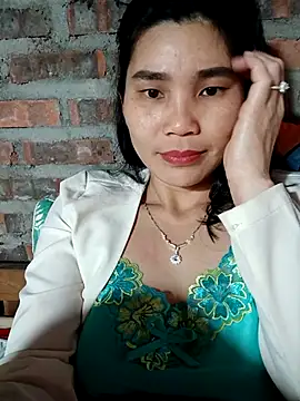 Bear_bear0's cam snapshot