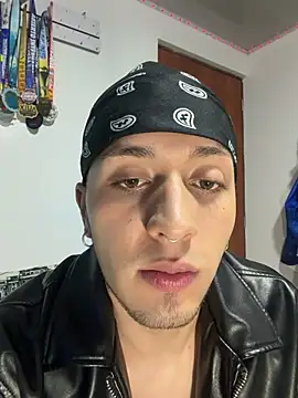 NoahCam1's cam snapshot