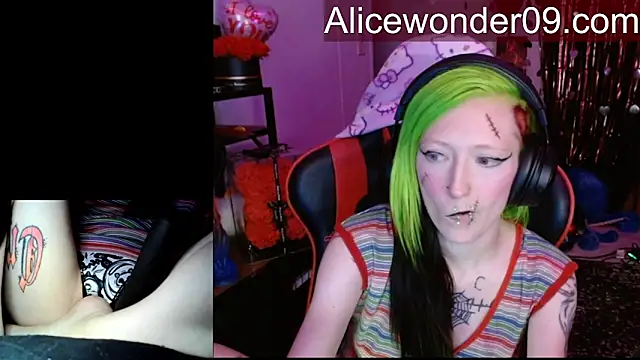 alicewonder09's cam snapshot