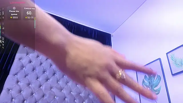 _lucysmith live sex cam