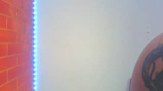 Demitryo live sex cam