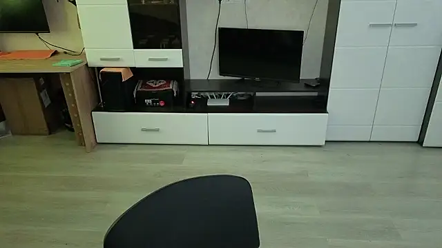 angryzan's cam snapshot