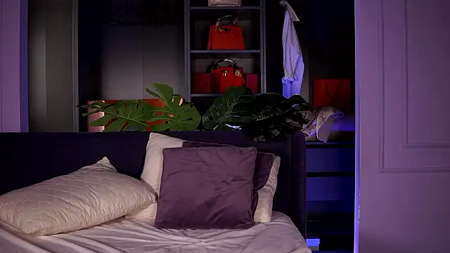 Monique_Celeste's cam snapshot