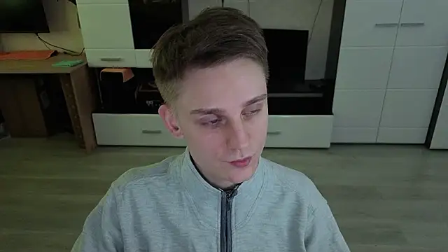 angryzan's cam snapshot