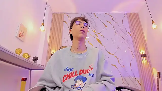 Nikolay_Gregori's cam snapshot