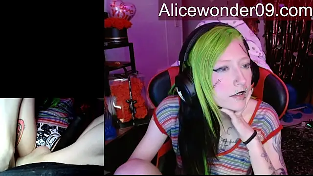 alicewonder09's cam snapshot