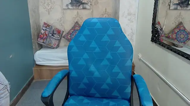 Natasha_Ferrec's cam snapshot