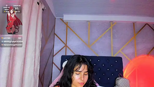 _vaiolet_owo's cam snapshot