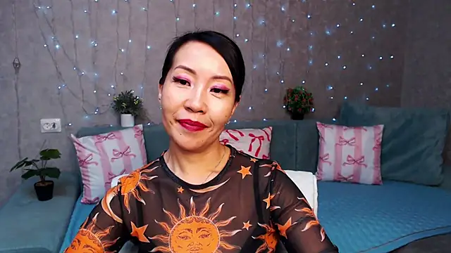 LiaPak's cam snapshot