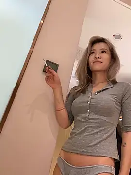 Sunflower-77 live sex cam