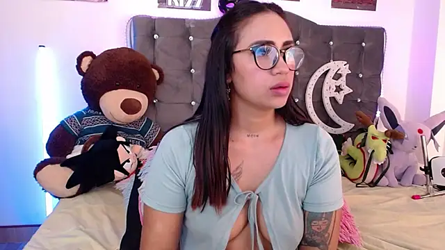 lunabritton1's cam snapshot