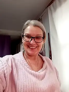 irinamaux live sex cam