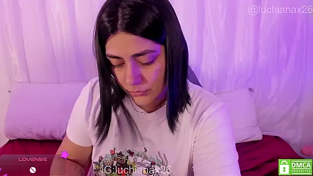 lucy26_'s cam snapshot