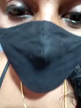 siri_tamiltelugu's cam snapshot