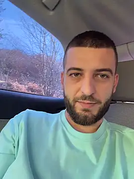 Pablo_Hornyguy95 live sex cam