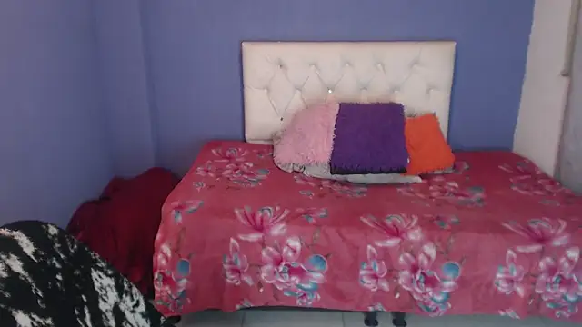 TransParty live sex cam