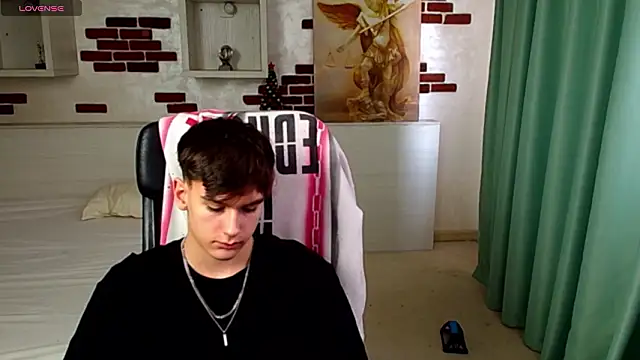 BradyFlint live sex cam