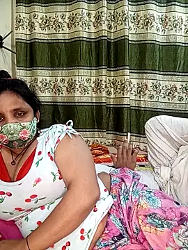 Romentic_Couple live sex cam