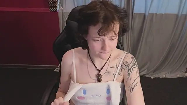 Svenaa_Kopnie live sex cam