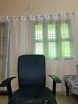 Babbyy_doll live sex cam