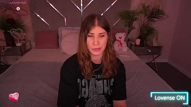 CassandraGood live sex cam