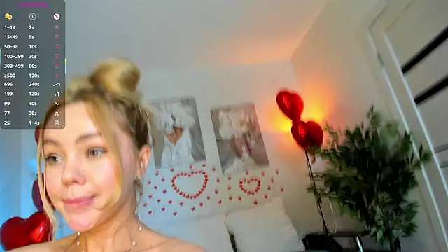 caty_kiss's cam snapshot