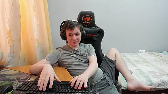 iliaskrislove live sex cam