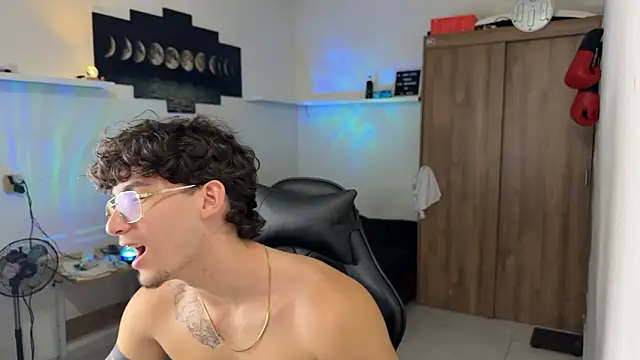 Kisan_Smith live sex cam