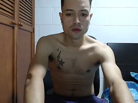 dimitriquiet05 live sex cam