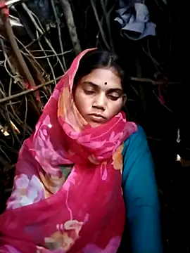 Jooli_cuty live sex cam